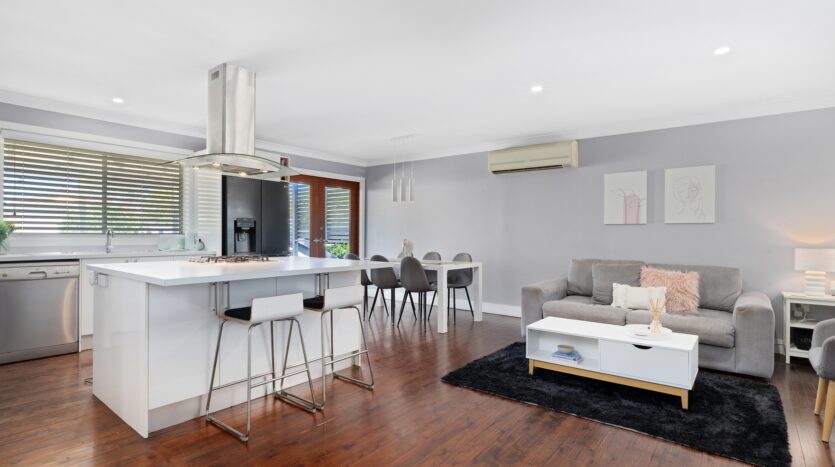 Terri Mackay Realty -  115 Woronora Road
