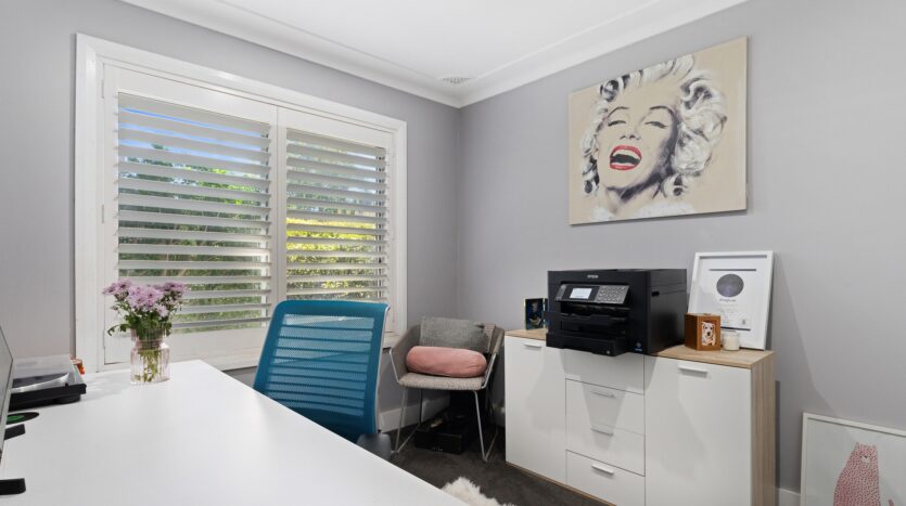 Terri Mackay Realty -  115 Woronora Road