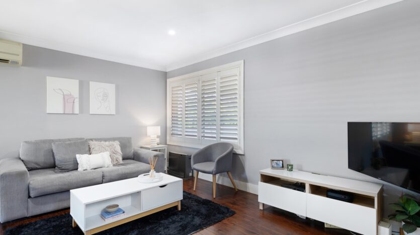 Terri Mackay Realty -  115 Woronora Road