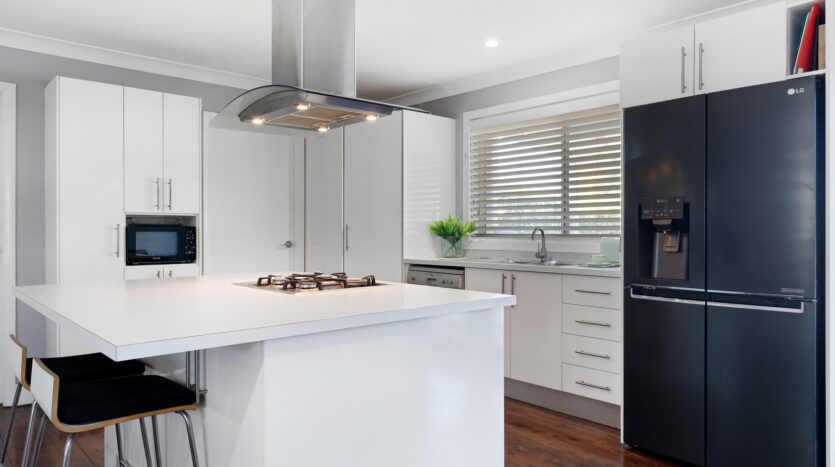 Terri Mackay Realty -  115 Woronora Road
