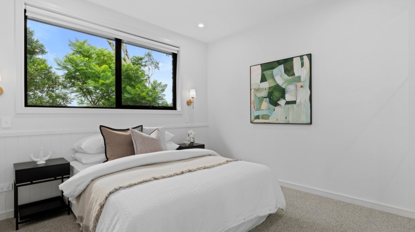 Terri Mackay Realty -  1 Gooriwa Place