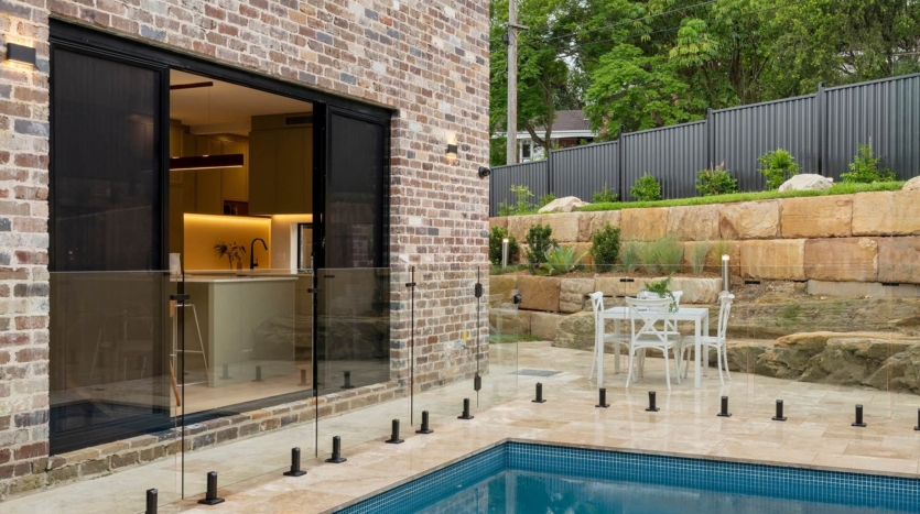 Terri Mackay Realty -  1 Gooriwa Place