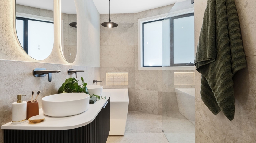 Terri Mackay Realty -  1 Gooriwa Place