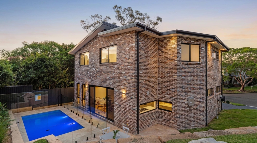 Terri Mackay Realty -  1 Gooriwa Place