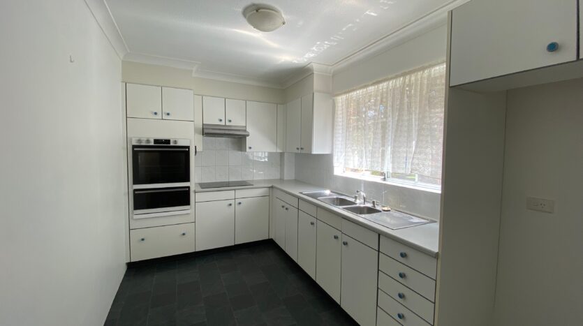 Terri Mackay Realty - 1072-1076 Old Princes Highway