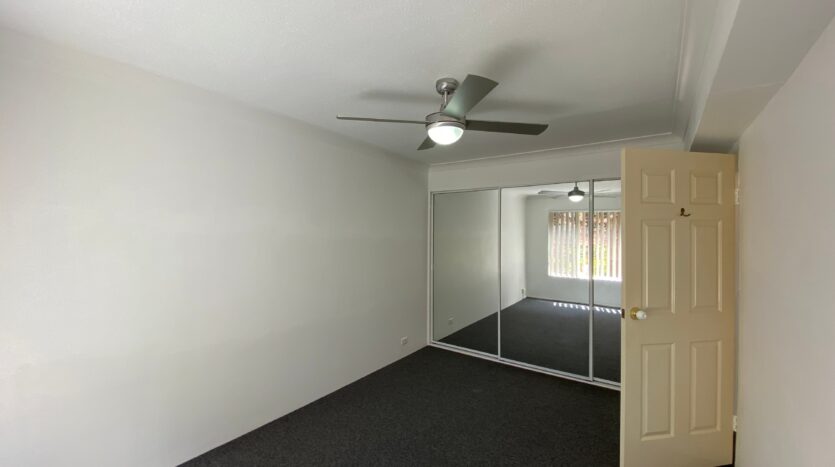 Terri Mackay Realty - 1072-1076 Old Princes Highway