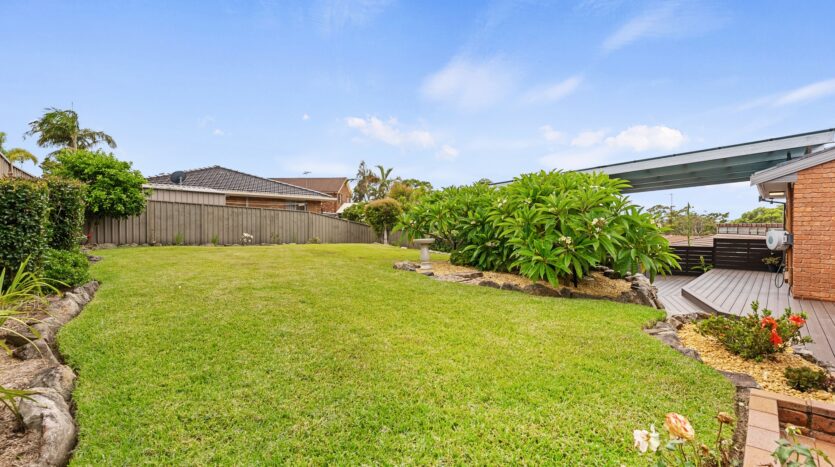 Terri Mackay Realty -  22 Albatross Crt