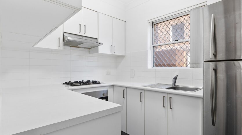 Terri Mackay Realty - 2 29-35 Preston Avenue