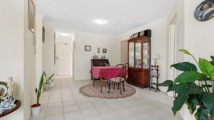 Terri Mackay Realty - 17 1098-1102 Old Princes Highway