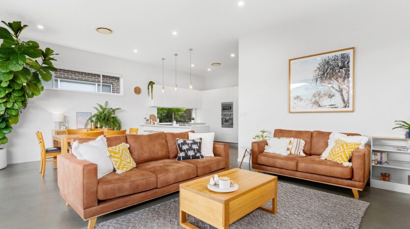 Terri Mackay Realty -  1A Chipilly Avenue