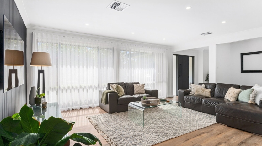 Terri Mackay Realty -  8 Kimbar Place