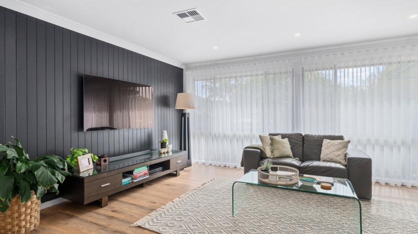 Terri Mackay Realty -  8 Kimbar Place