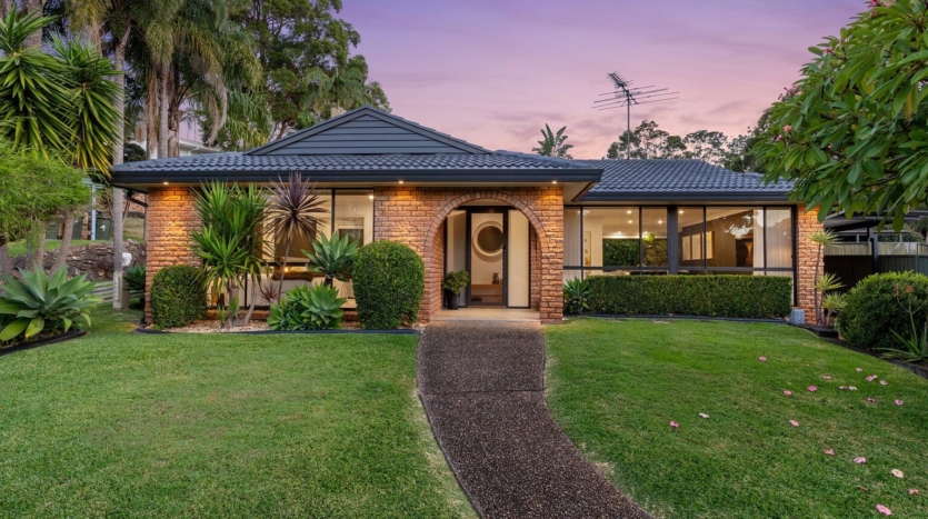 Terri Mackay Realty -  8 Kimbar Place