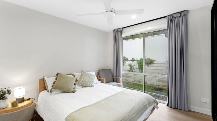 Terri Mackay Realty - 6 1 Rosebery Street