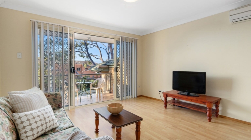 Terri Mackay Realty - 20 10-14 Preston Avenue