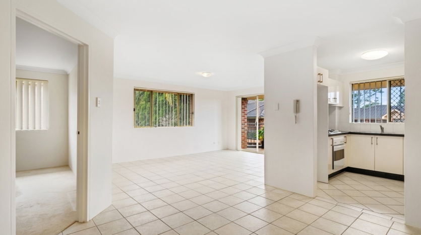 Terri Mackay Realty - 1098-1102 Old Princes Highway