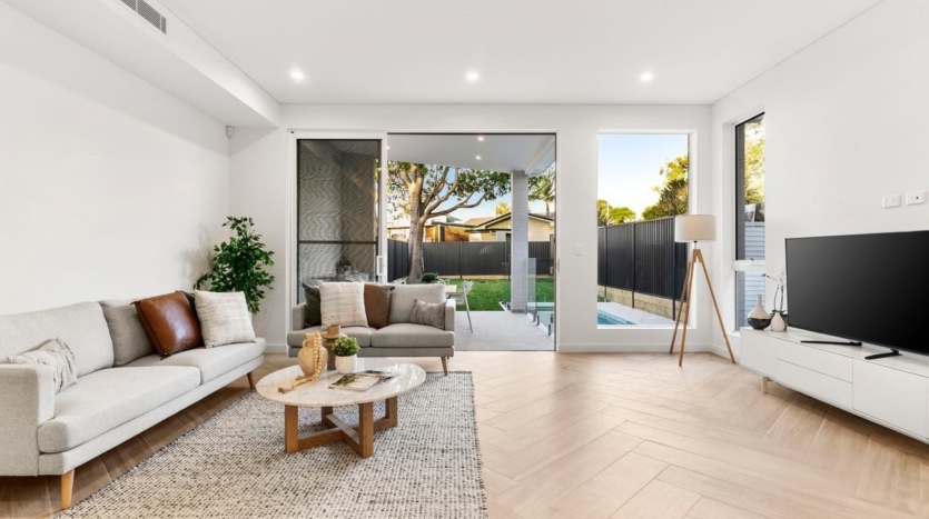 Terri Mackay Realty - 138b Ridge Road