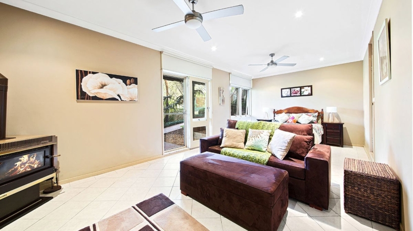 Terri Mackay Realty - 14 Bulba Road