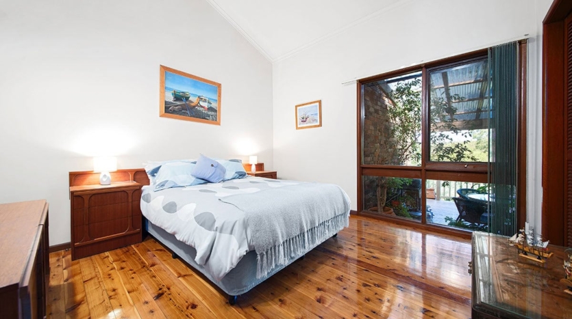 Terri Mackay Realty - 14 Bulba Road