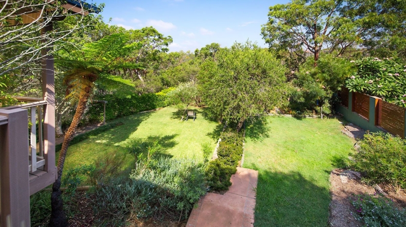 Terri Mackay Realty - 14 Bulba Road