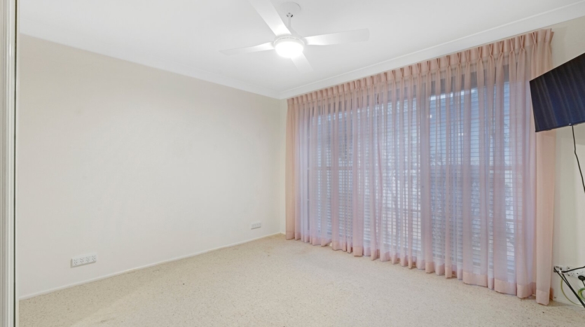 Terri Mackay Realty - 14 Jerrara Street