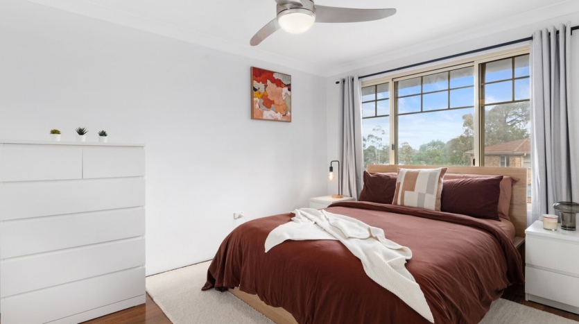 Terri Mackay Realty - 5 21-27 Preston Avenue