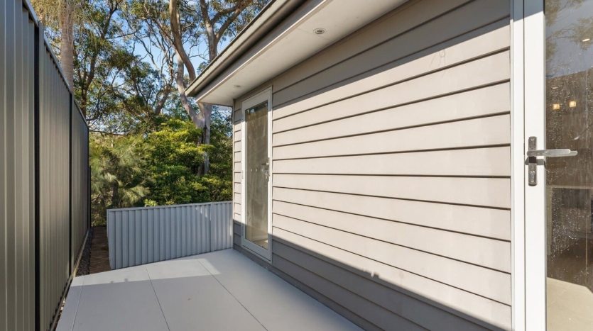 Terri Mackay Realty - 40a Andromeda Crescent