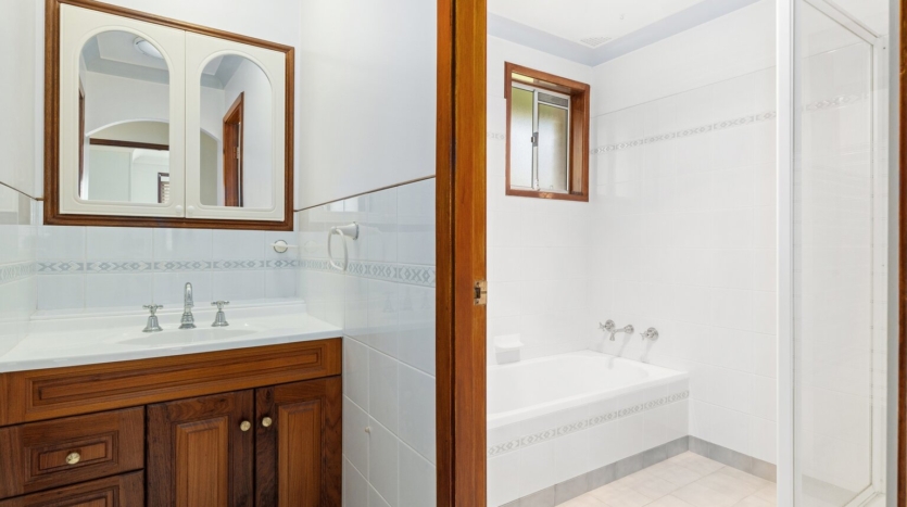 Terri Mackay Realty -  12 Delta Place