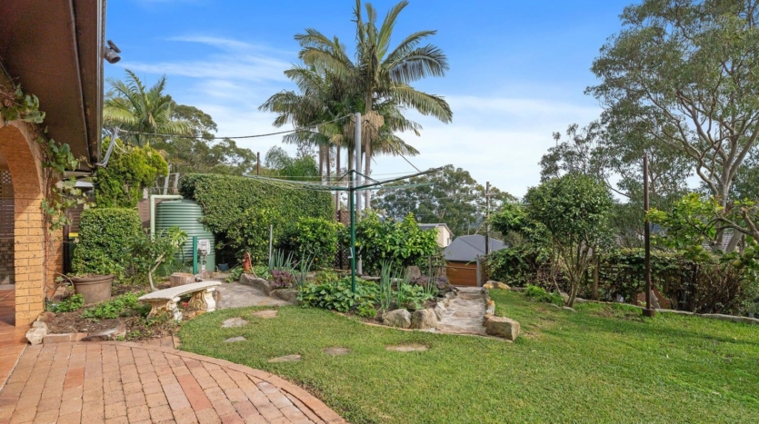 Terri Mackay Realty -  12 Delta Place