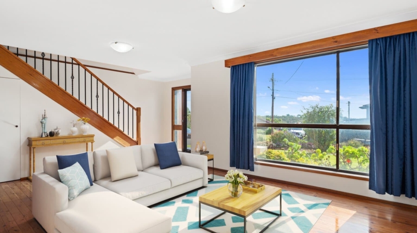 Terri Mackay Realty -  22 Geneva Place