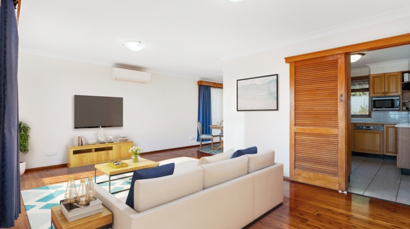 Terri Mackay Realty -  22 Geneva Place