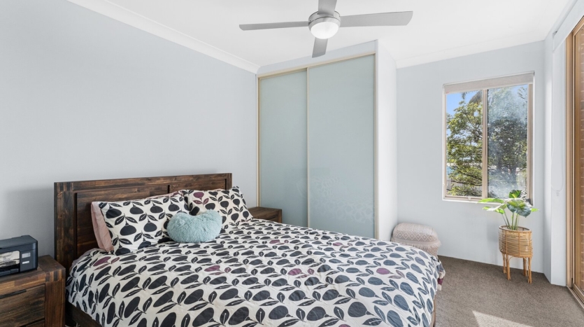 Terri Mackay Realty - 7 7-9 Railway Parade