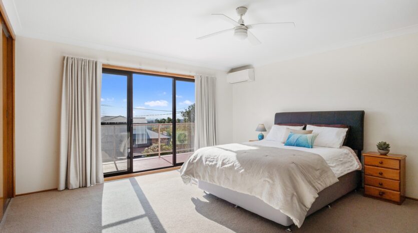 Terri Mackay Realty - 22 Geneva Place