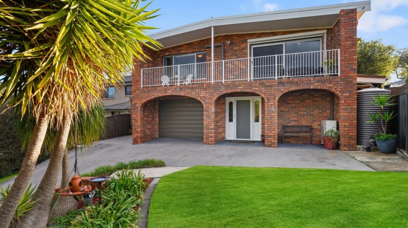 Terri Mackay Realty -  71 Dover Place