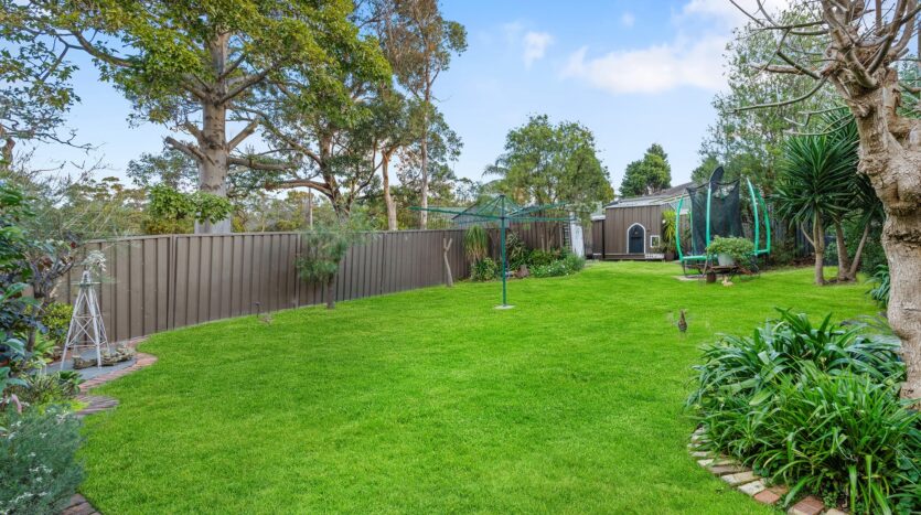 Terri Mackay Realty -  71 Dover Place