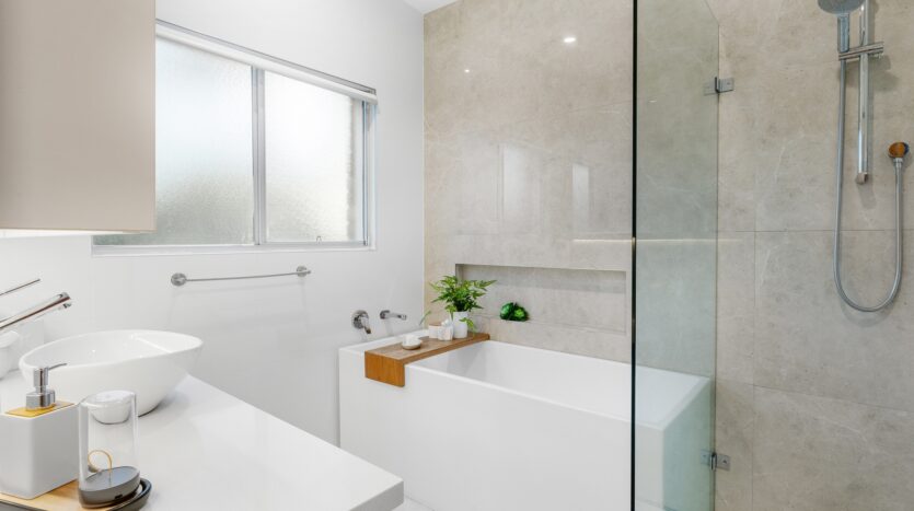 Terri Mackay Realty -  71 Dover Place