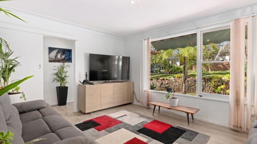 Terri Mackay Realty -  15 Sabugal Road