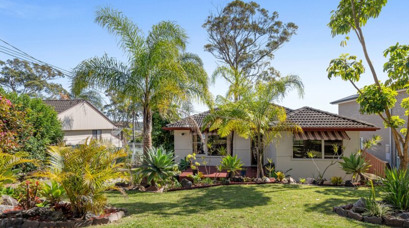 Terri Mackay Realty -  15 Sabugal Road