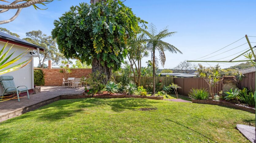 Terri Mackay Realty -  15 Sabugal Road