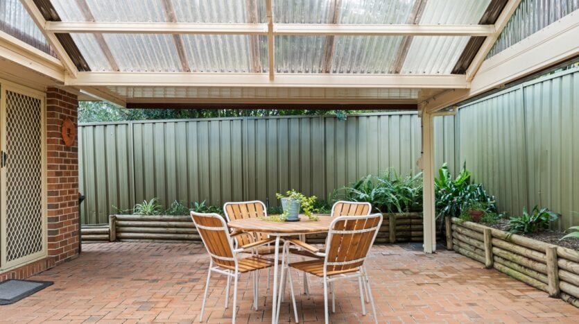 Terri Mackay Realty -  23A Eighth Ave