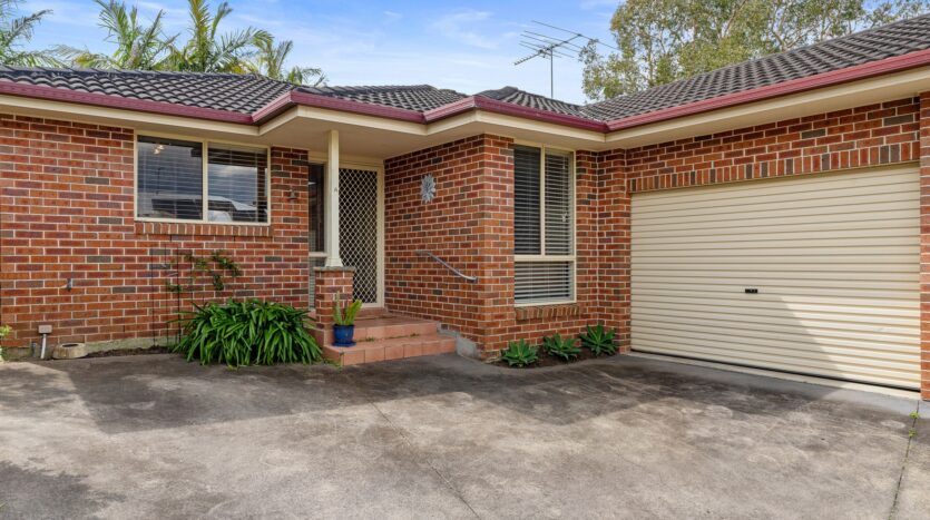 Terri Mackay Realty -  23A Eighth Ave