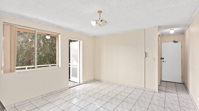 Terri Mackay Realty - 22-26 Nagle Street