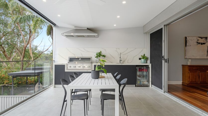 Terri Mackay Realty -  55 Sladden Road