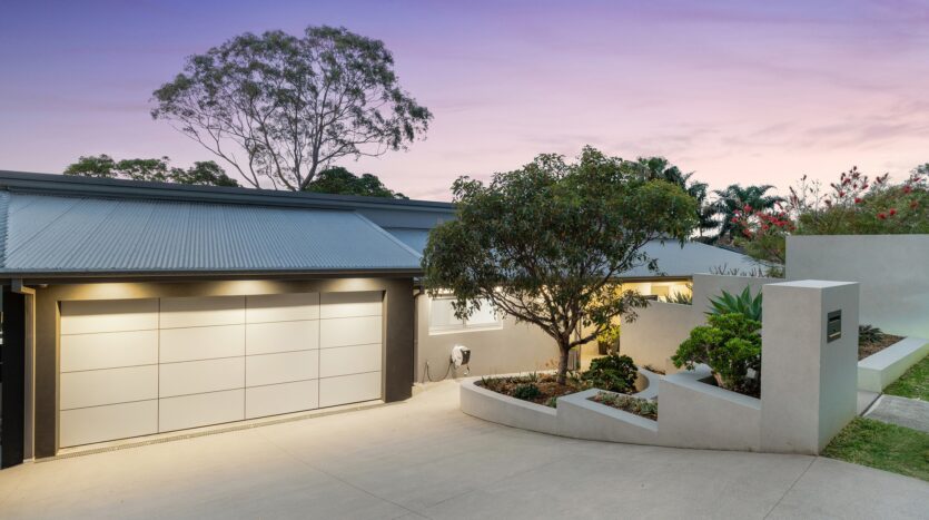 Terri Mackay Realty -  55 Sladden Road