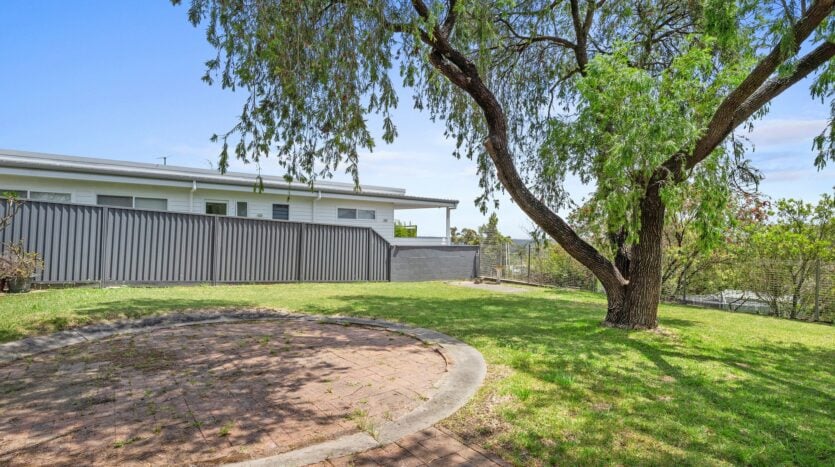 Terri Mackay Realty -  12 Short Street