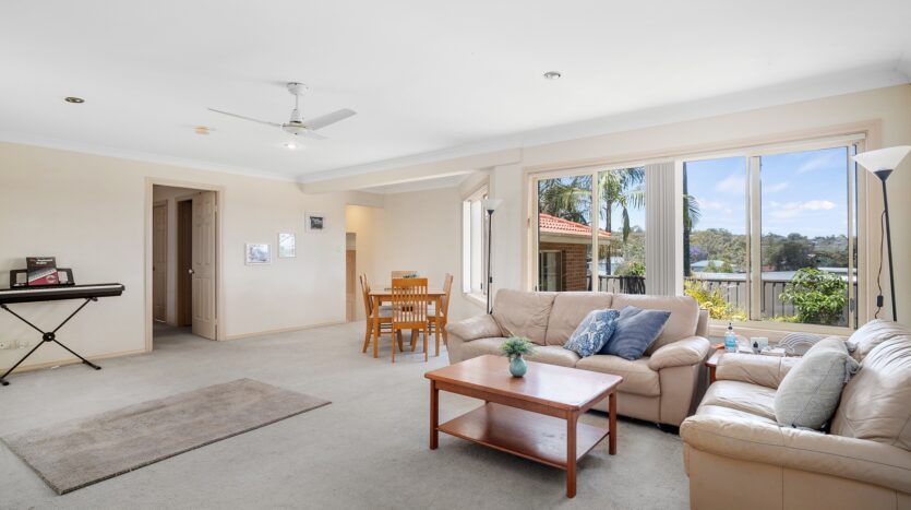 Terri Mackay Realty - 3 82 Fairview Avenue