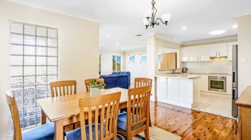 Terri Mackay Realty - 14 Whitton Street