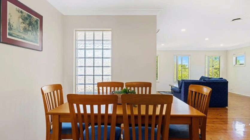 Terri Mackay Realty - 14 Whitton Street