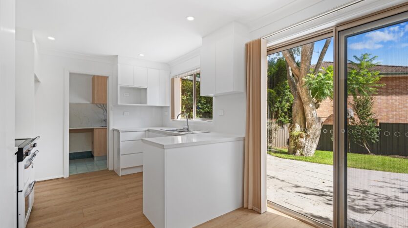 Terri Mackay Realty - 5 Blacket Street