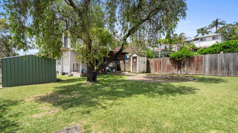 Terri Mackay Realty - 12 Short Street